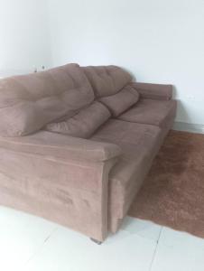 Casa em itanhaem com piscina, churrasqueira a poucos minutos da praia