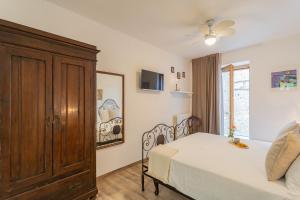 Villetta Abbazia Acqua Dolce -With Stunning Terrace by RentComo