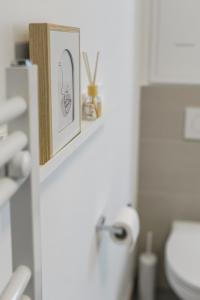 Moderne Zwei Zimmer Altbauwohnung im Stadtkern