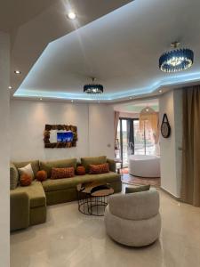 Central nest romantic stay