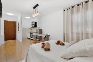 Alessias Flat - Borgo Palazzo 005