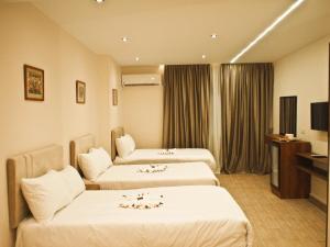 Galleria Hotel Pyramids View