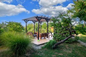 Kings Hill - Family Retreat