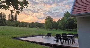 Káli Pillangó - Ház a völgyben