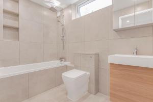 Beautiful flat with parking close to Eltham palace