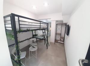 Manuel Becerra, precioso estudio