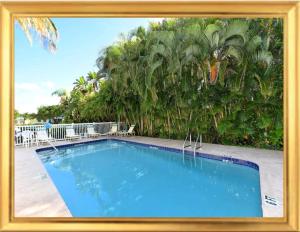 Cabana Beach Club - Beachfront - Stunning Ocean View - 2br 2ba Full Kitchen