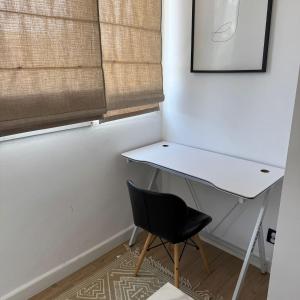 Marszałkowska City Center Apartment With Working Space