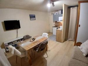 Le corbier apart 6 pers , 1er etage vue pistes