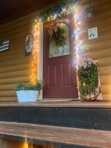 5 Bedroom Wooded Paradise mins from Wi Dells