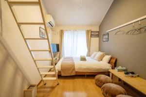 Sand Beige 7mins yokosukachuo station 2-4pax