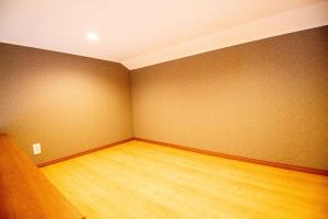 Sand Beige 7mins yokosukachuo station 2-4pax