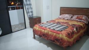 Apartment near the sea in Salinas with garage