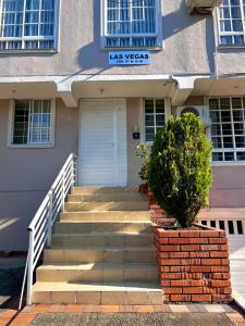 Edificio Las Vegas Apto privado a 15 min de Clínica Valle del Lili y Univalle a 5 min de Unicentro