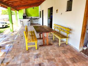 Chácara com piscina e lazer em Avaré