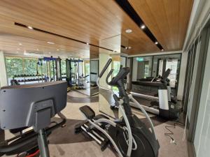 Laguna Residence, Pool View