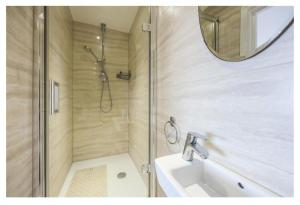 The Green Escape Woodford