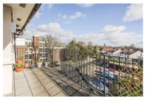 The Green Escape Woodford