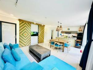 Oceanami Villa Resort 3 phòng ngủ, 3 phòng tắm - Đầy đủ tiện nghi - Bếp nấu - BBQ - Hồ bơi 2000 m2 - Long Hải Beach