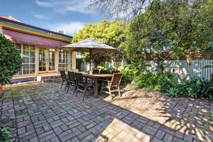 4-Bedroom Bliss On McCrae Central Bendigo