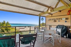 Claytons 7 by Discover Stradbroke