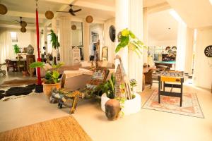 Uluwatu huge villa TOP spot walking to the beach