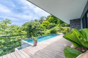 Villa with Stunning Isla Tortuga Ocean View, Near Curu Park & Ferry in Blue Zone