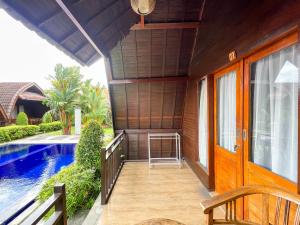 Lilis Aksito Akusara by Lavana