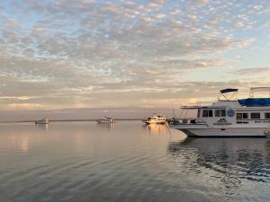 Tin Can Bay Houseboats