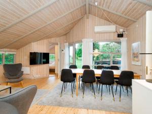 8 person holiday home in Melby