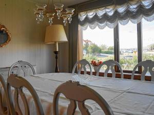 7 person holiday home in SKÄRHAMN