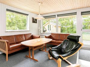 6 person holiday home in Ulfborg
