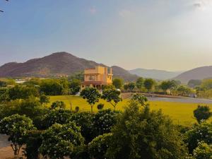 Aachman Mewar Palace Resort- A full mountain view property