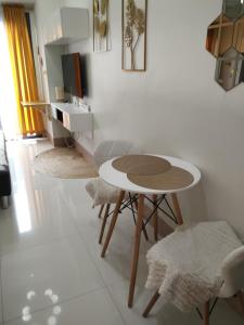 Staycation At Shore by LAYANDY