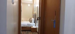 Shine Hospitality Premium