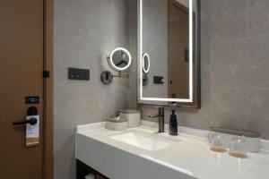 Atour Hotel Guangzhou Huangpu Yunsheng Science Park