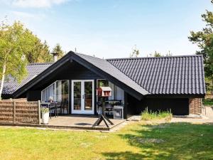 6 person holiday home in Saltum-By Traum
