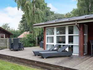 10 person holiday home in Juelsminde-By Traum
