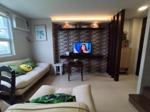 Homes by Gilmore Tower Suites