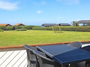 10 person holiday home in Vinderup-By Traum