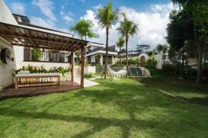 Ubud Magnificent 6 BR Infinity Pool Villa