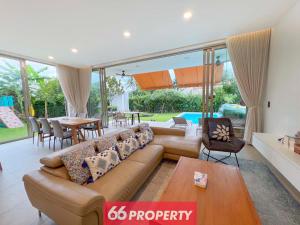 Minimal Luxury Villa HUGE Garden - 10 min to Nimman and Old City