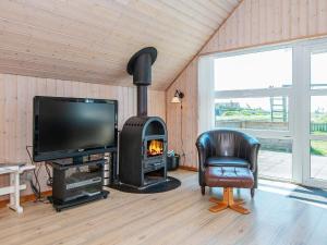 6 person holiday home in Harboøre-By Traum