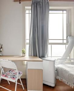 Classic Single Room - Conveniently Located at Bexley - Shared Bathroom