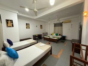 Terrel Residencies Gal Oya