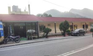 Hotel Gauri & Restaurant