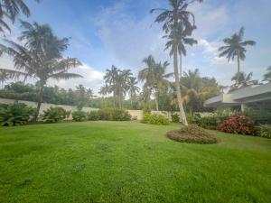 Palm Cove Villa Ahangama