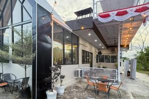 RedDoorz Plus at KAVA Living Syariah