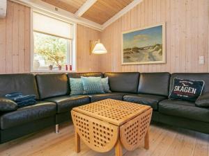 6 person holiday home in Strandby