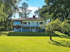 7 person holiday home in KALV